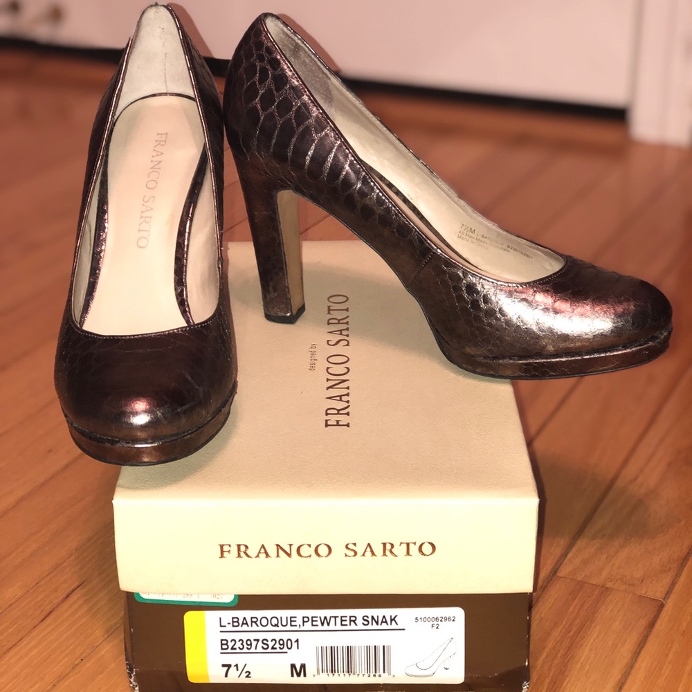 Women’s shoes